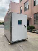 步入式高低温试验箱发往英国